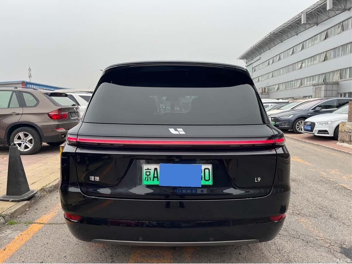 Li Auto L9, 2024 все фото