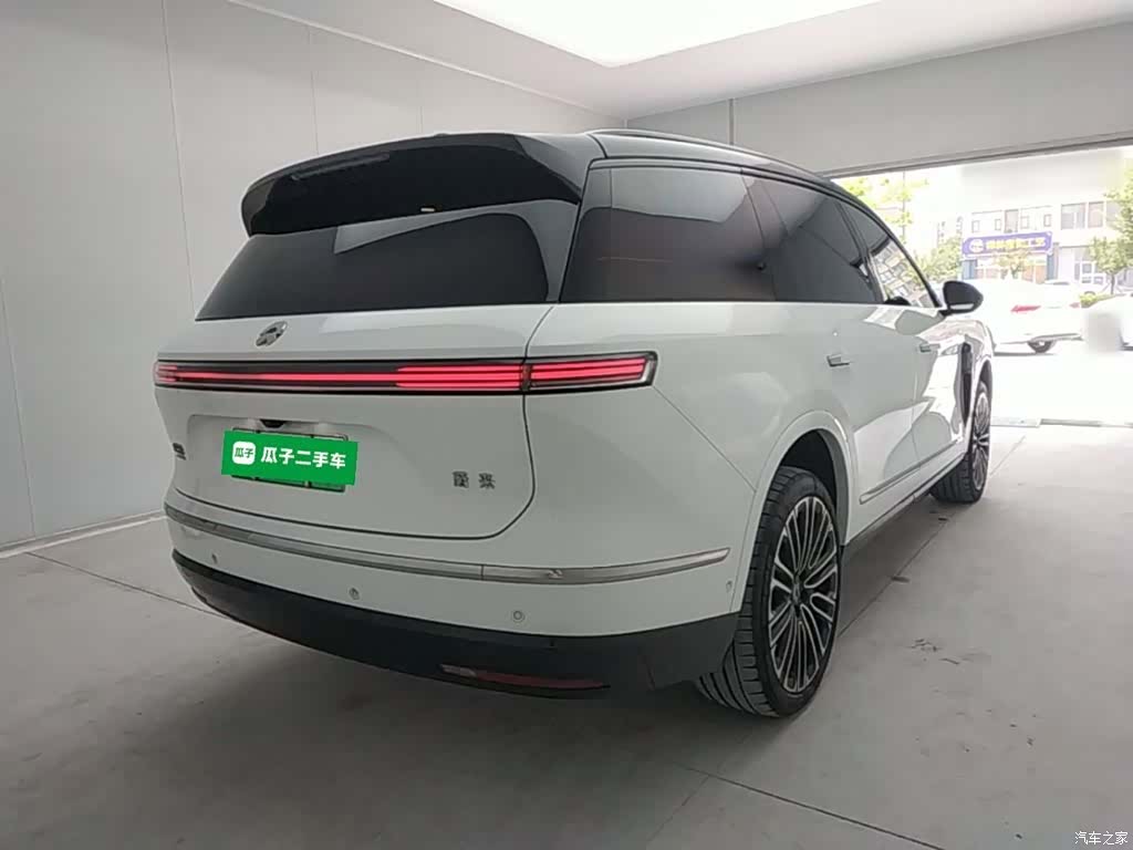 NIO ES8, 2025 7