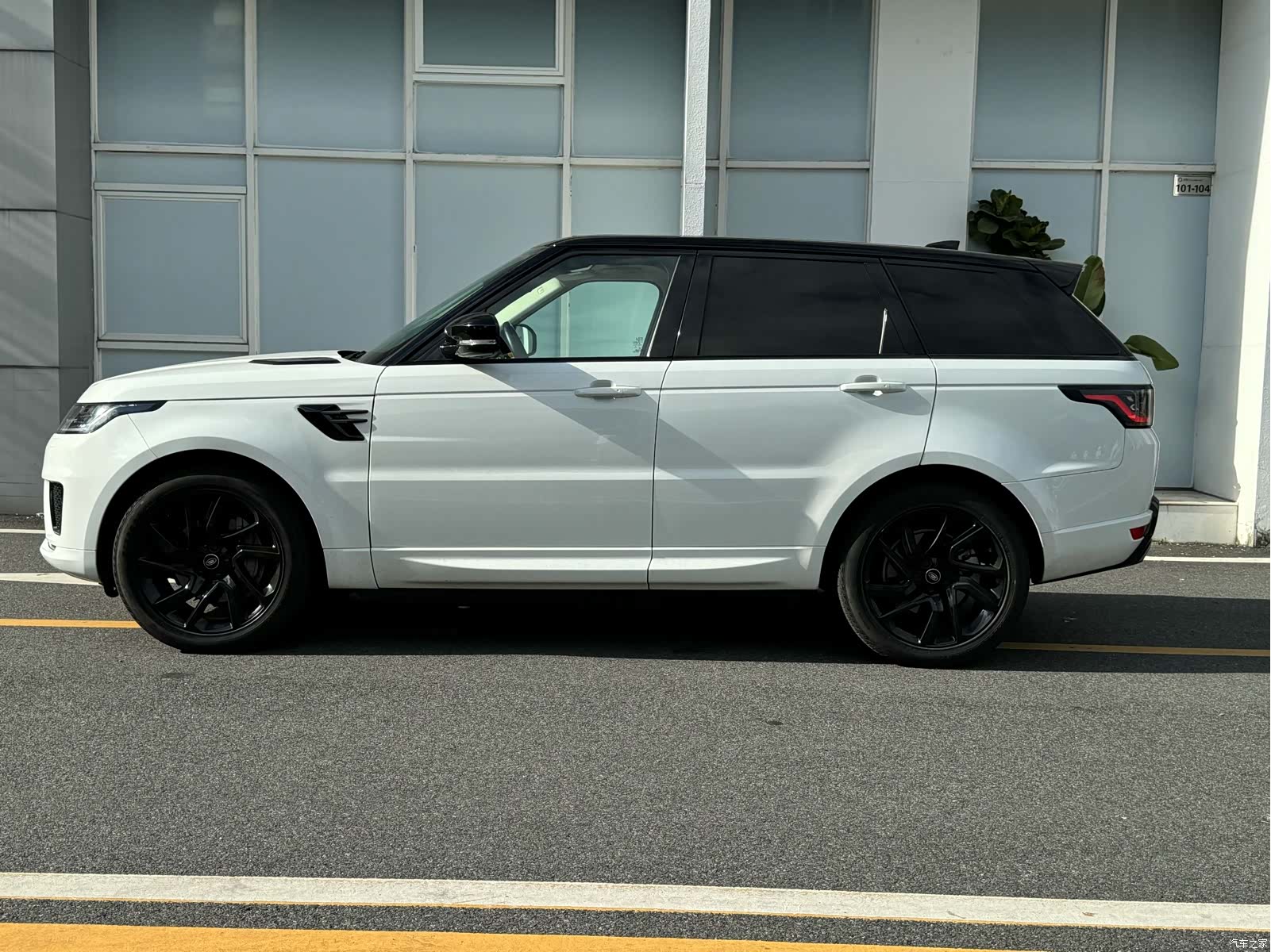 Land Rover Range Rover, 2022 13