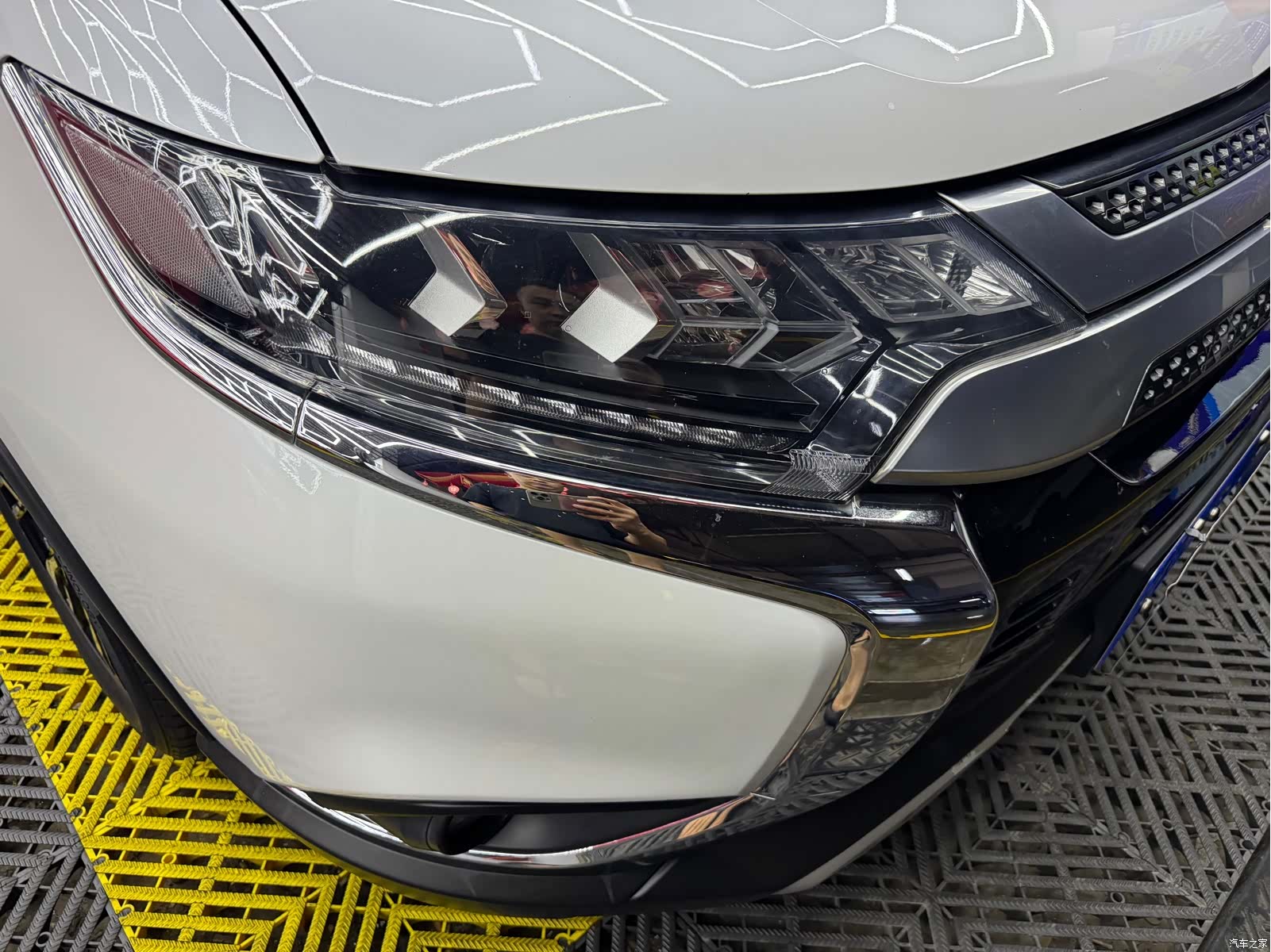 Mitsubishi Outlander, 2019 17