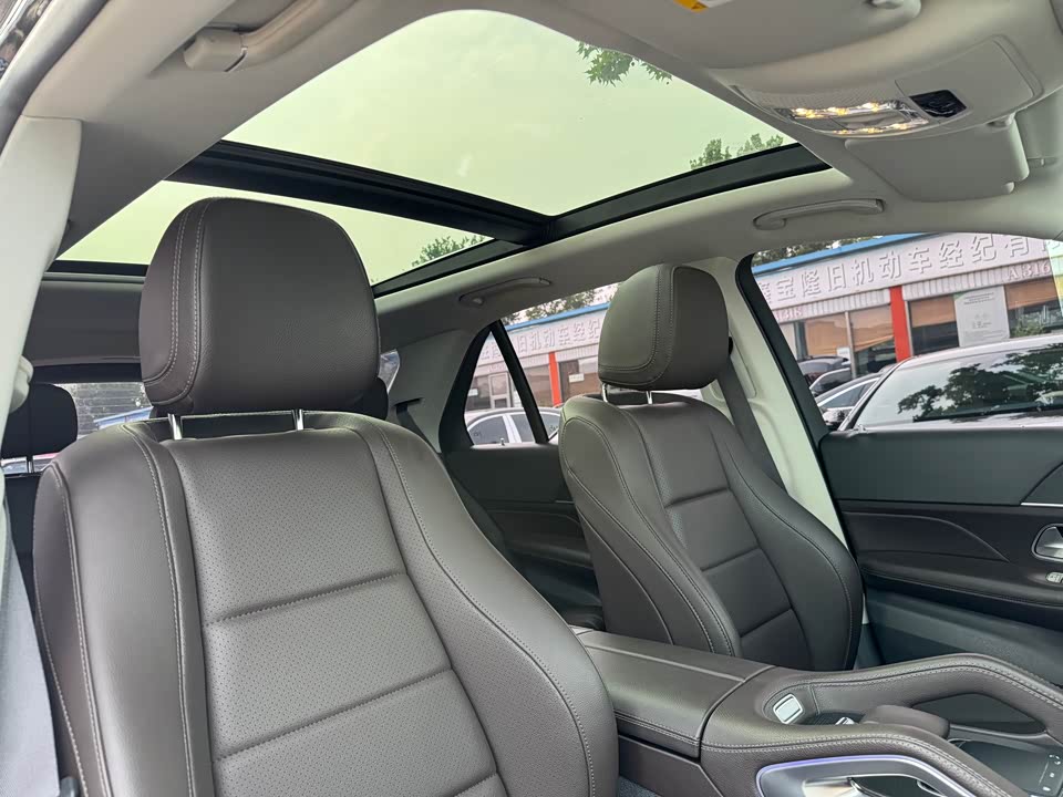Mercedes-Benz GLE Mercedes-Benz GLE