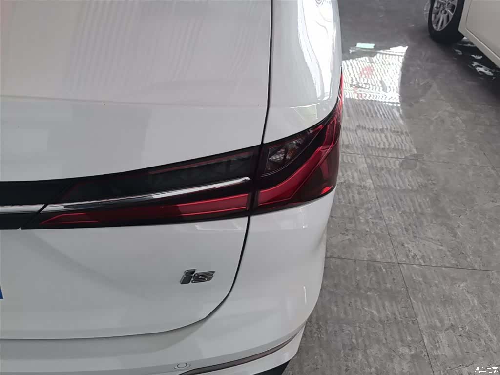 Roewe i5, 2026 8