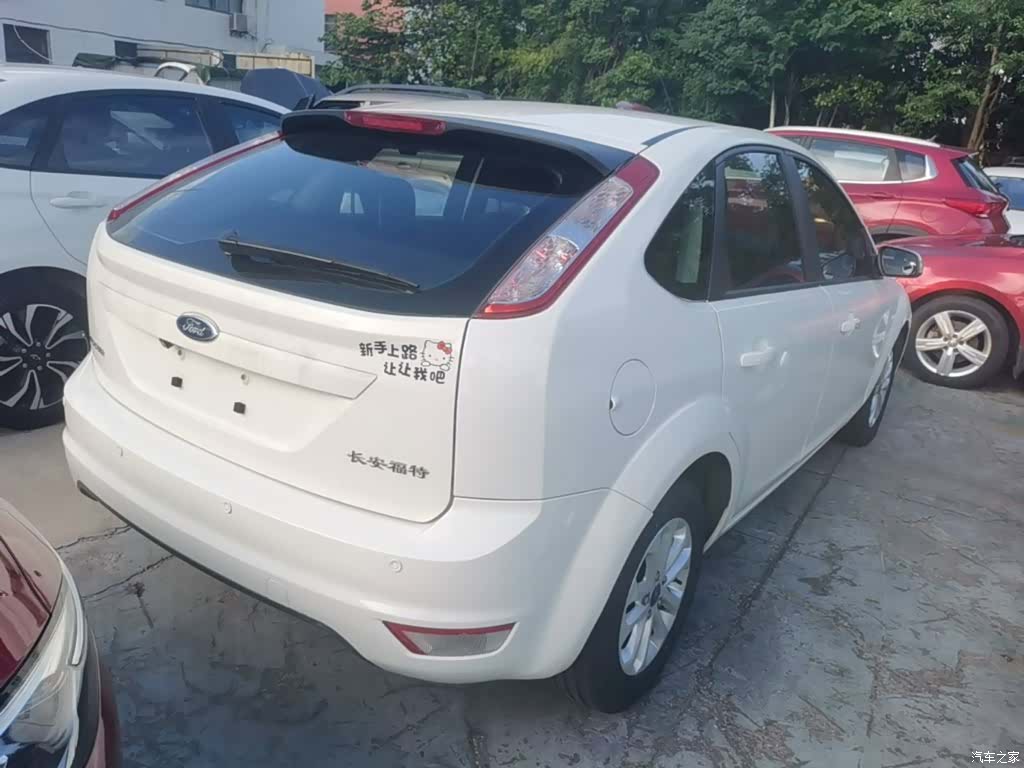 Ford Focus, 2015 7