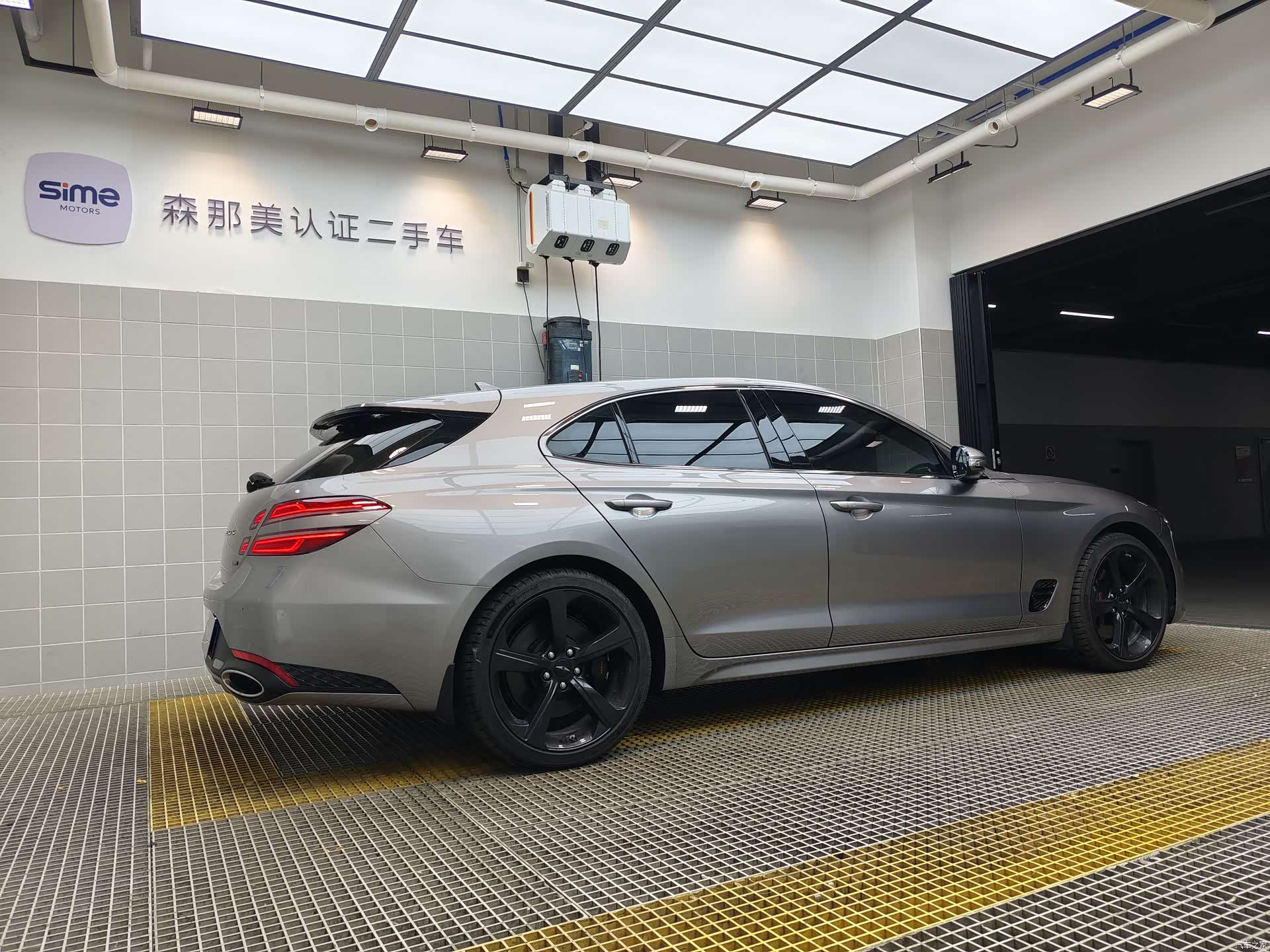 Genesis G70, 2025 14