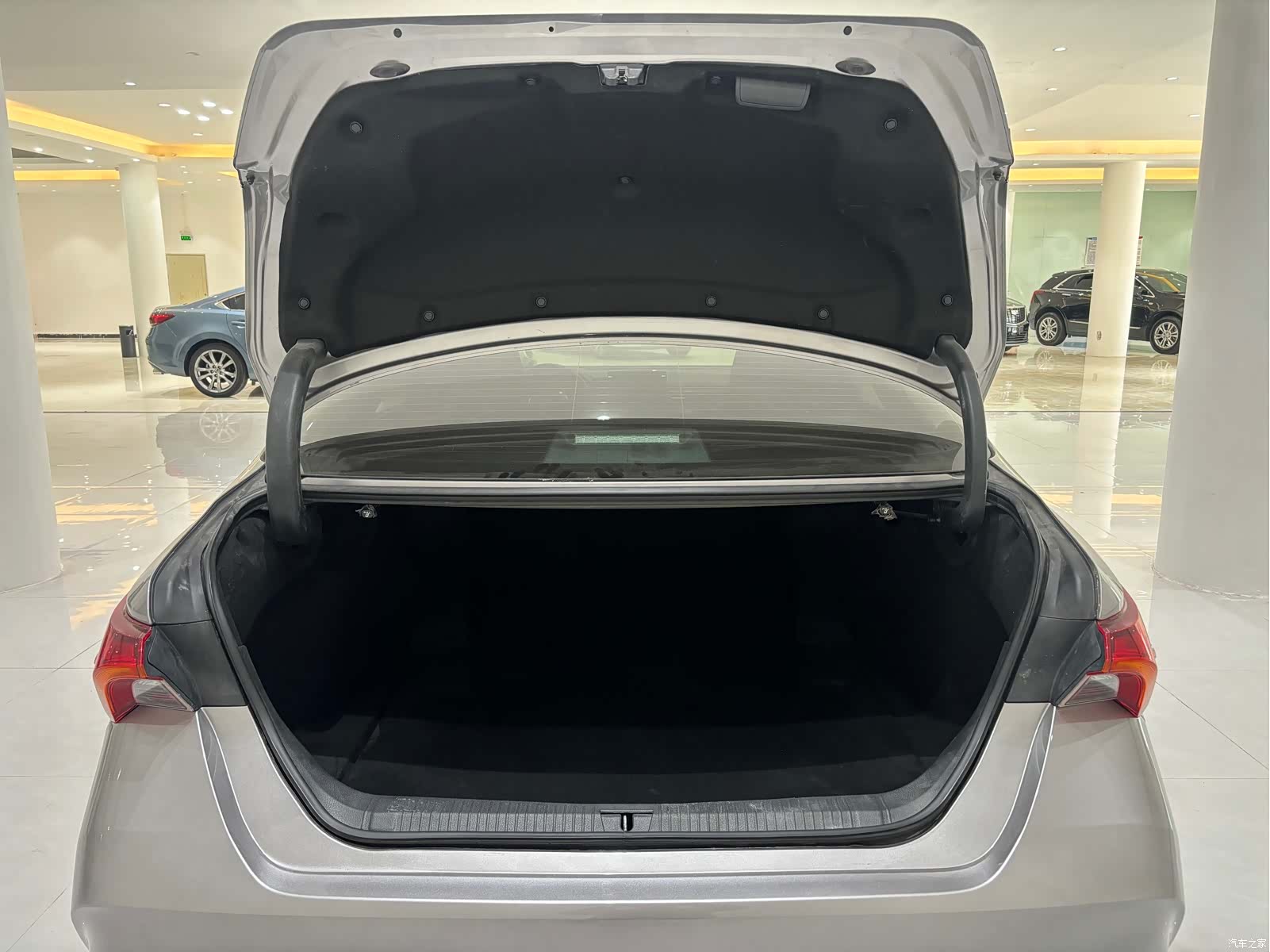 Toyota Avalon, 2021 15