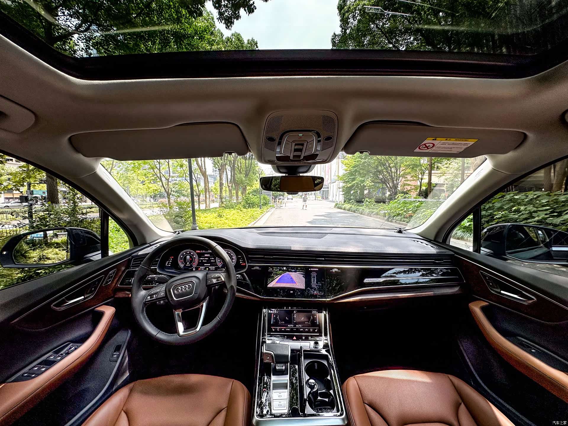 Audi Q7, 2025 7