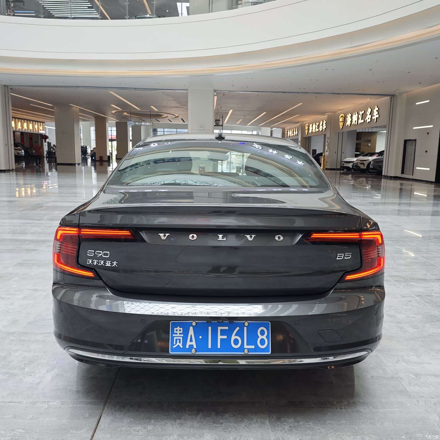 Volvo S90, 2024 все фото
