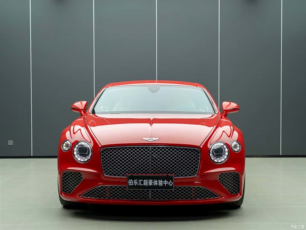 Bentley Continental GT, 2020 все фото
