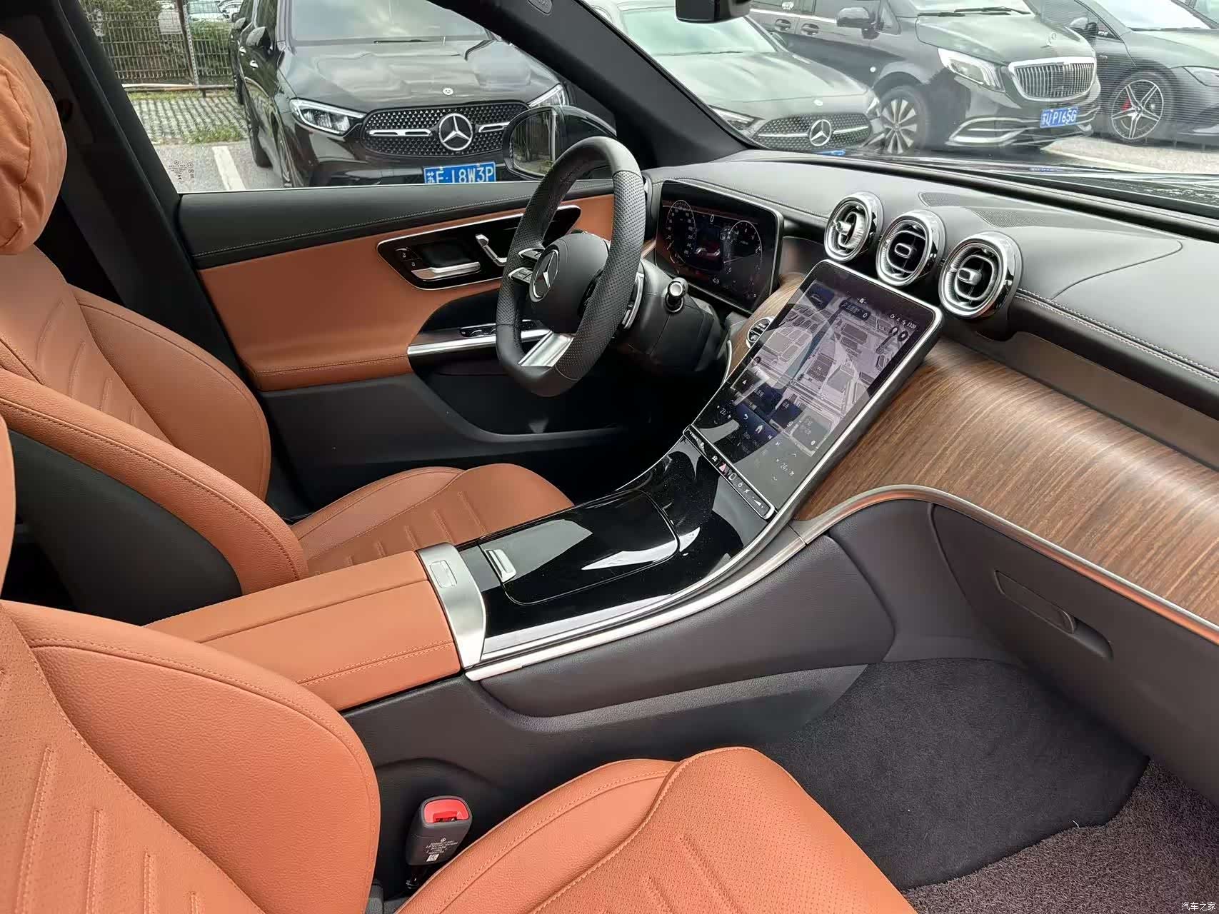Mercedes-Benz GLC, 2024 13
