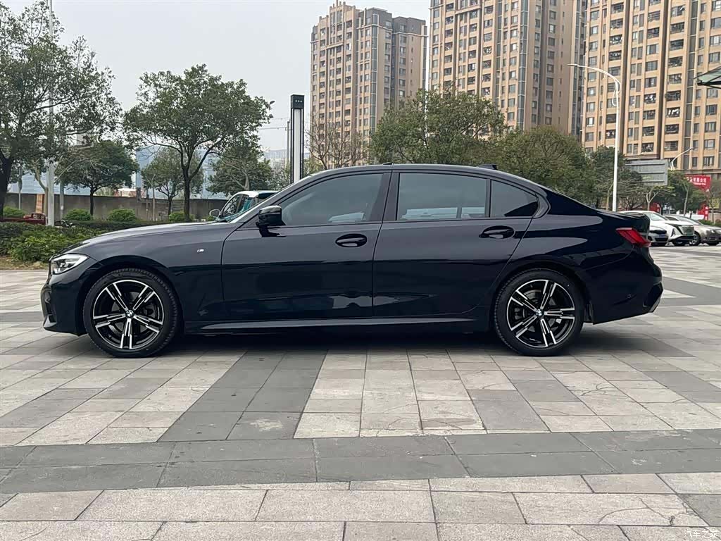 BMW 3 Series, 2022 8