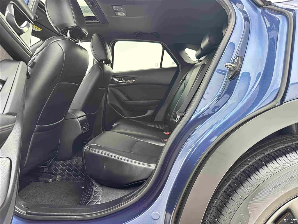 Mazda CX-4, 2021 7