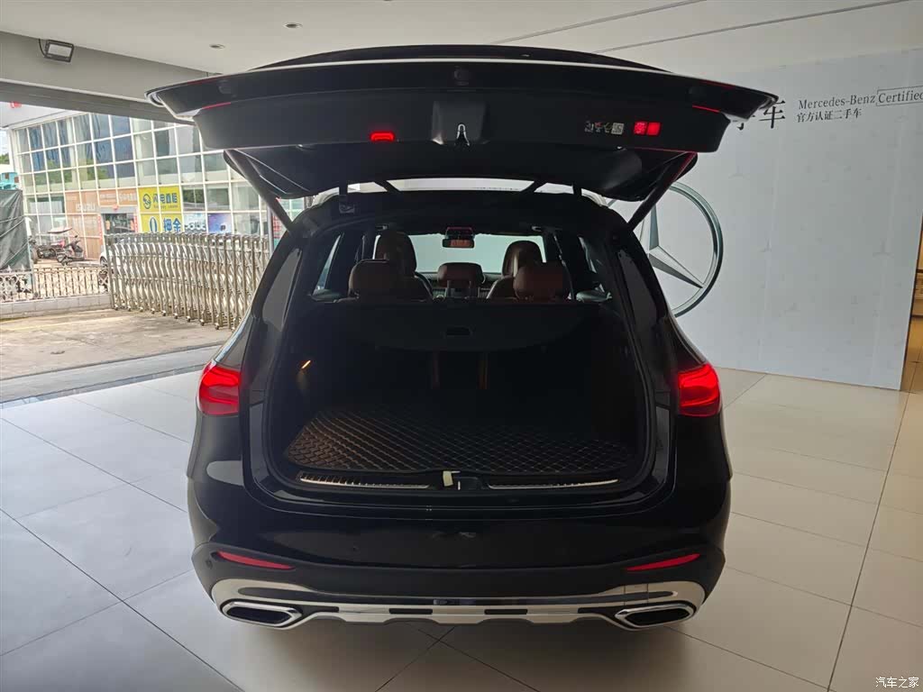 Mercedes-Benz GLC, 2023 11
