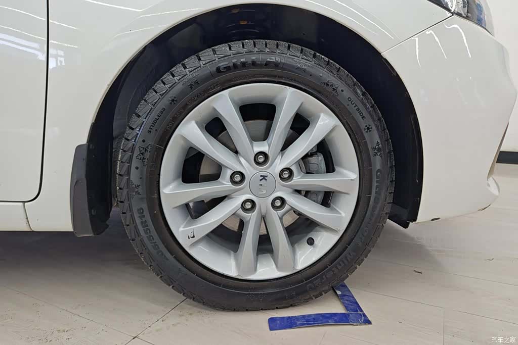 Kia K3, 2016 6