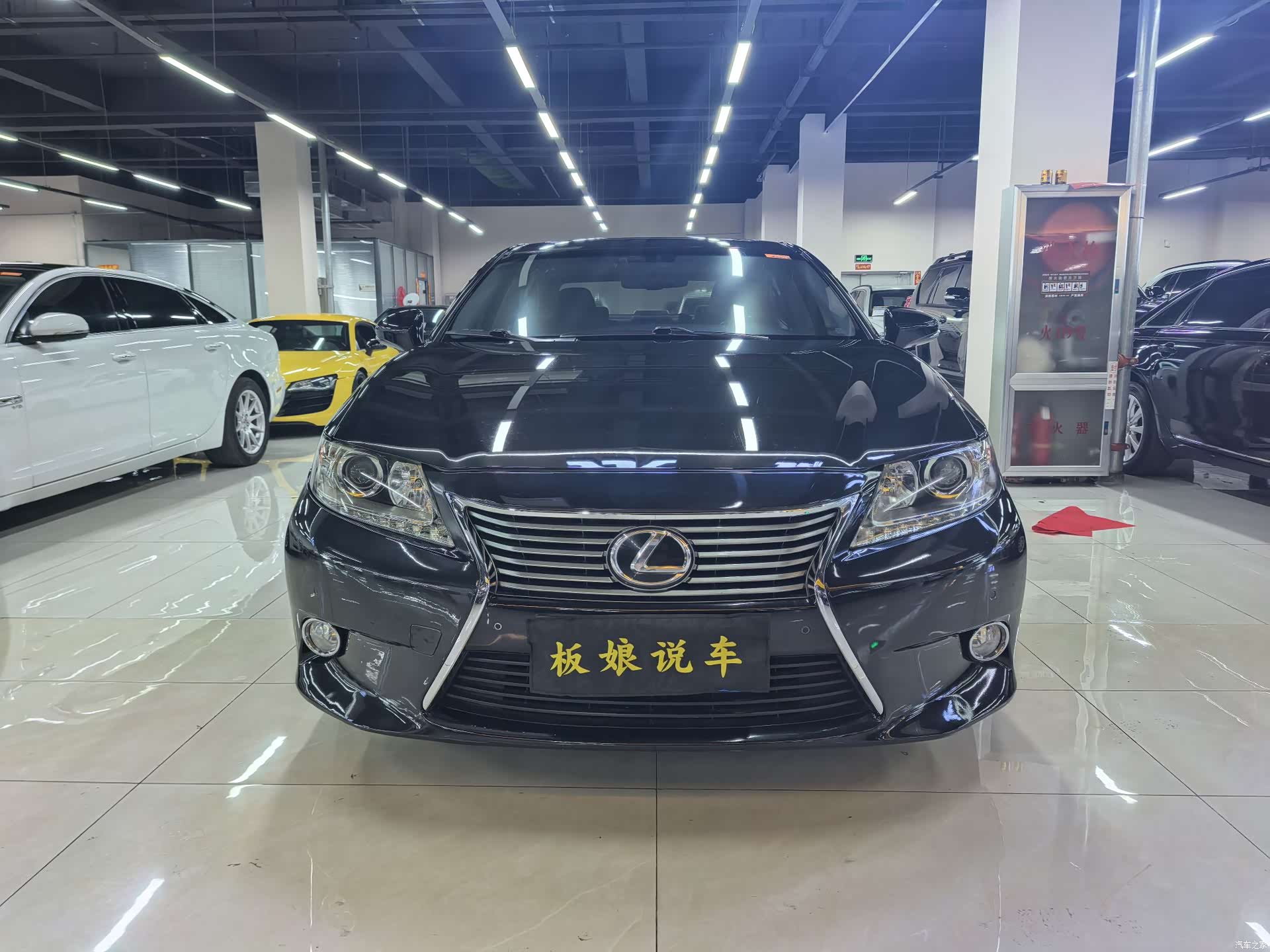 Lexus ES, 2014 8