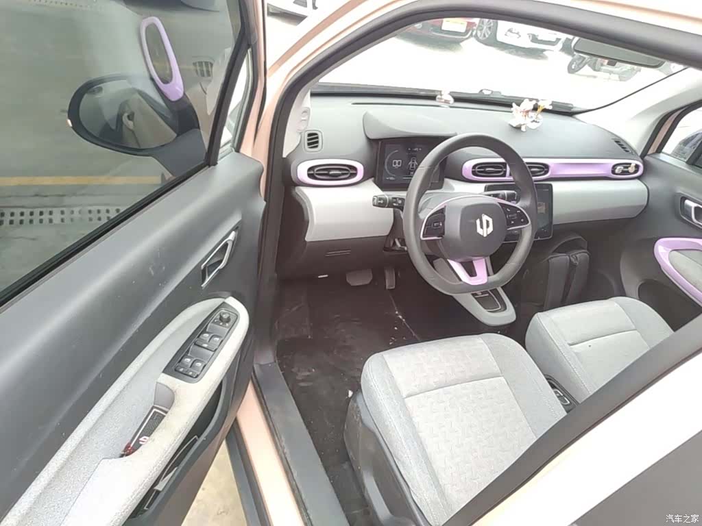 Leapmotor T03, 2022 16