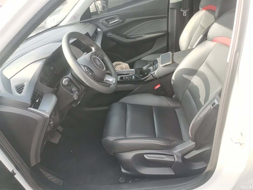 MG MG5, 2021 15