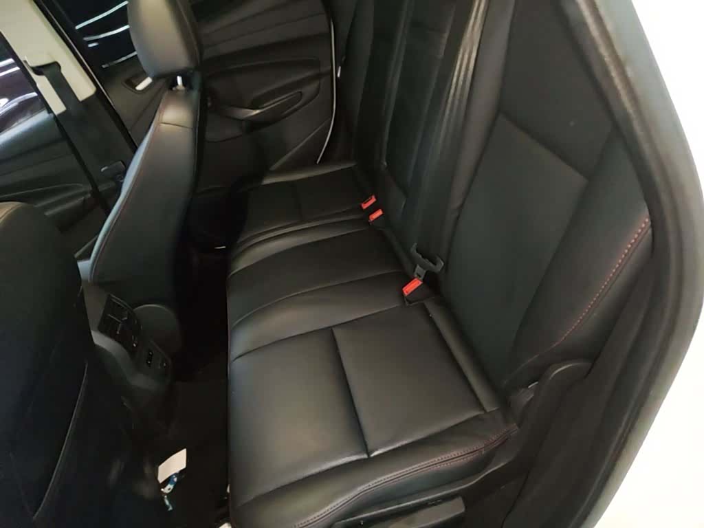 Ford Kuga, 2017 17