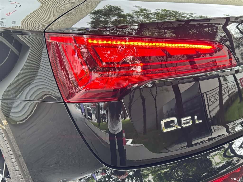Audi Q5L, 2025 30