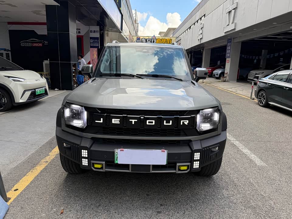 Jetour T2