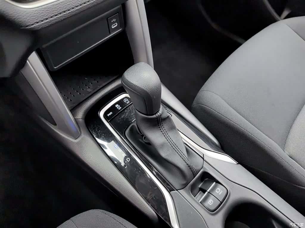 Toyota Frontlander, 2024 13