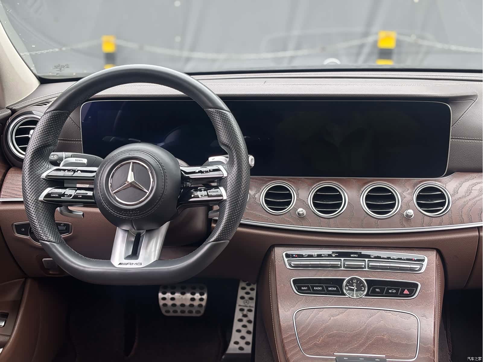 Mercedes-Benz E-Class, 2020 4