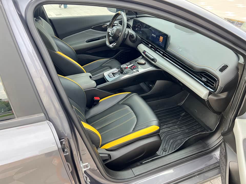 Trumpchi Shadow Leopard