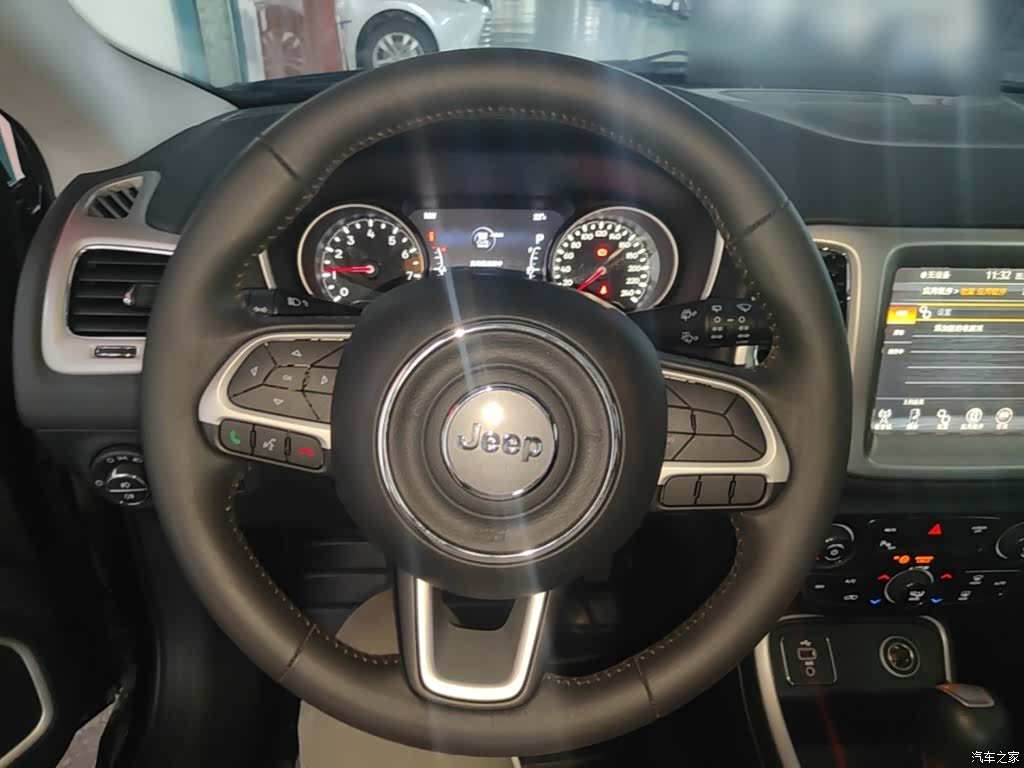 Jeep Compass, 2017 11