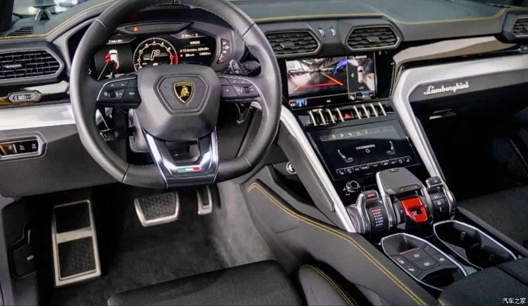 Lamborghini Urus, 2021 все фото