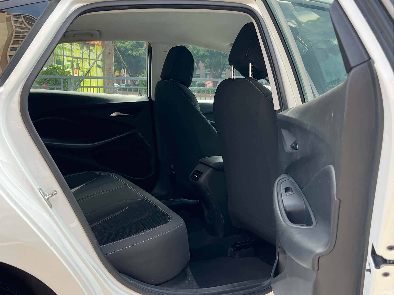 Buick Verano, 2023 12