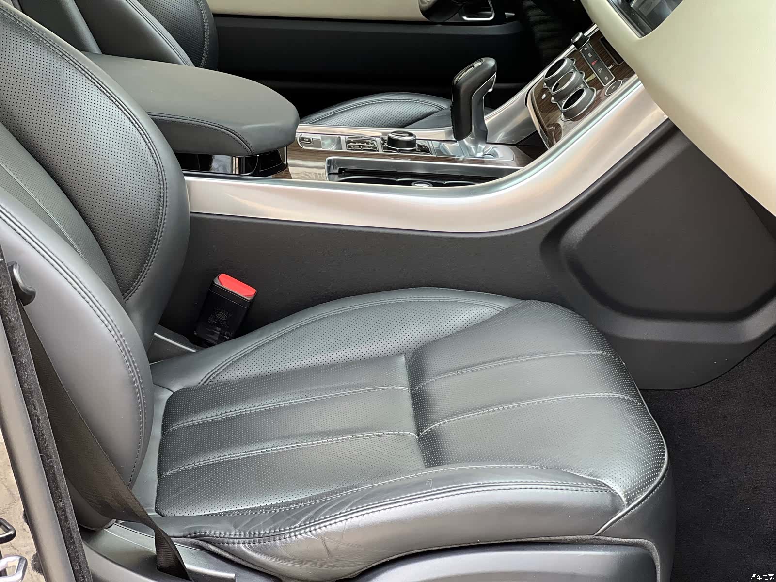Land Rover Range Rover, 2015 11
