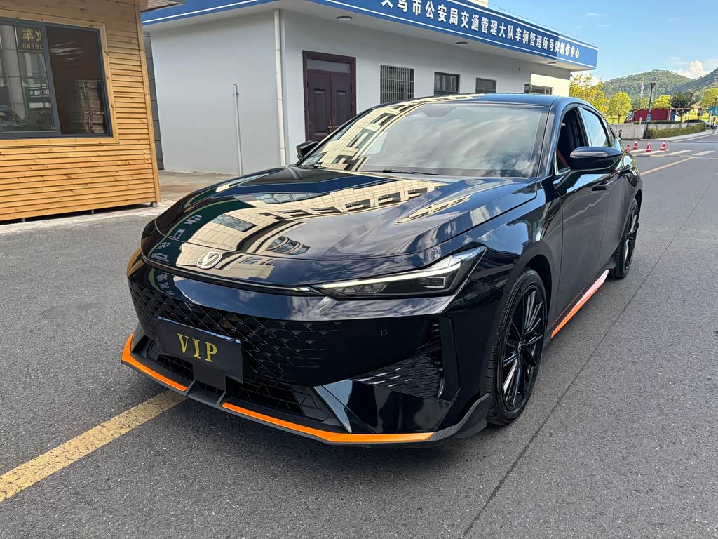 Changan UNI-V
