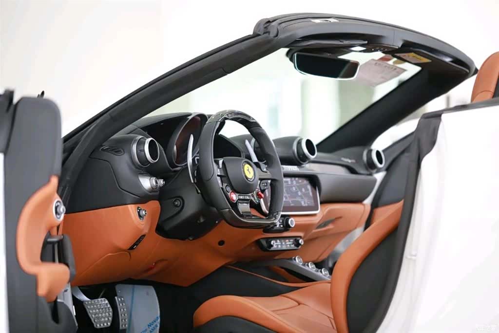 Ferrari Portofino, 2022 6