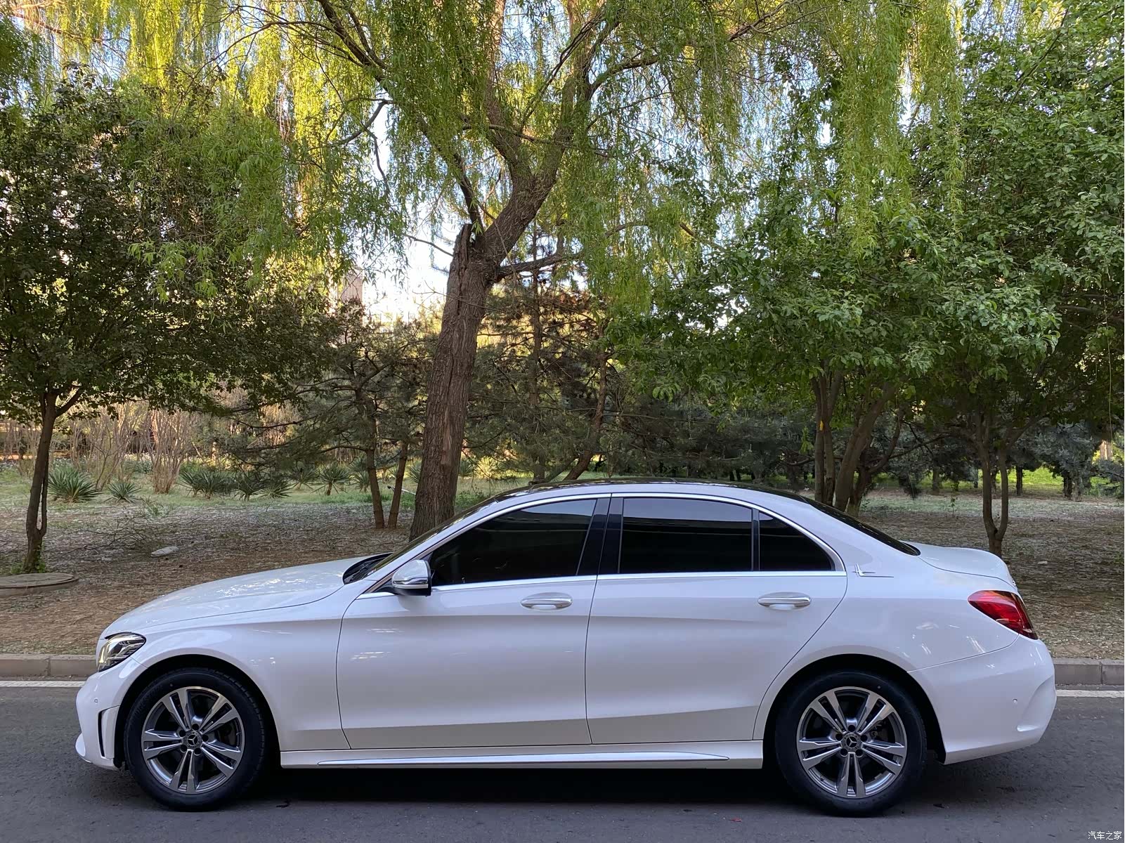 Mercedes-Benz C-Class, 2021 3