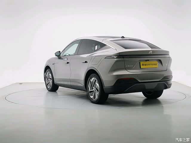 Rising Auto R7, 2025 2