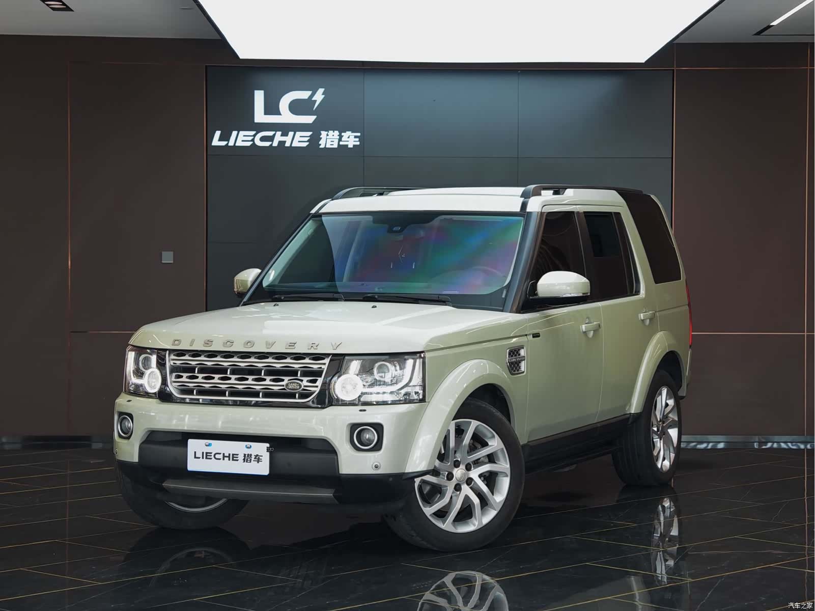 Land Rover Discovery, 2014 1