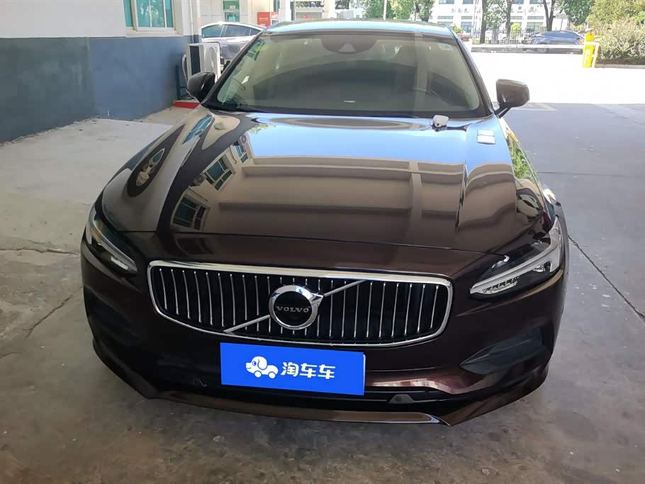 Volvo S90