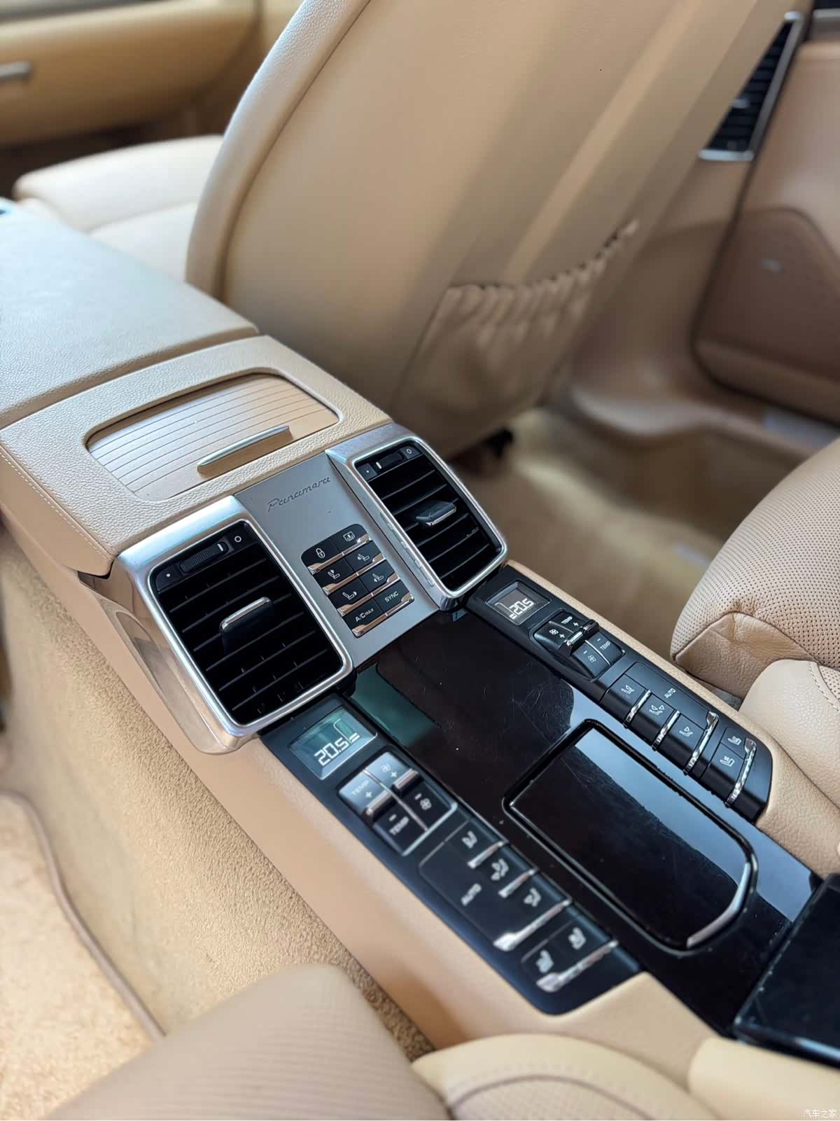 Porsche Panamera, 2014 11