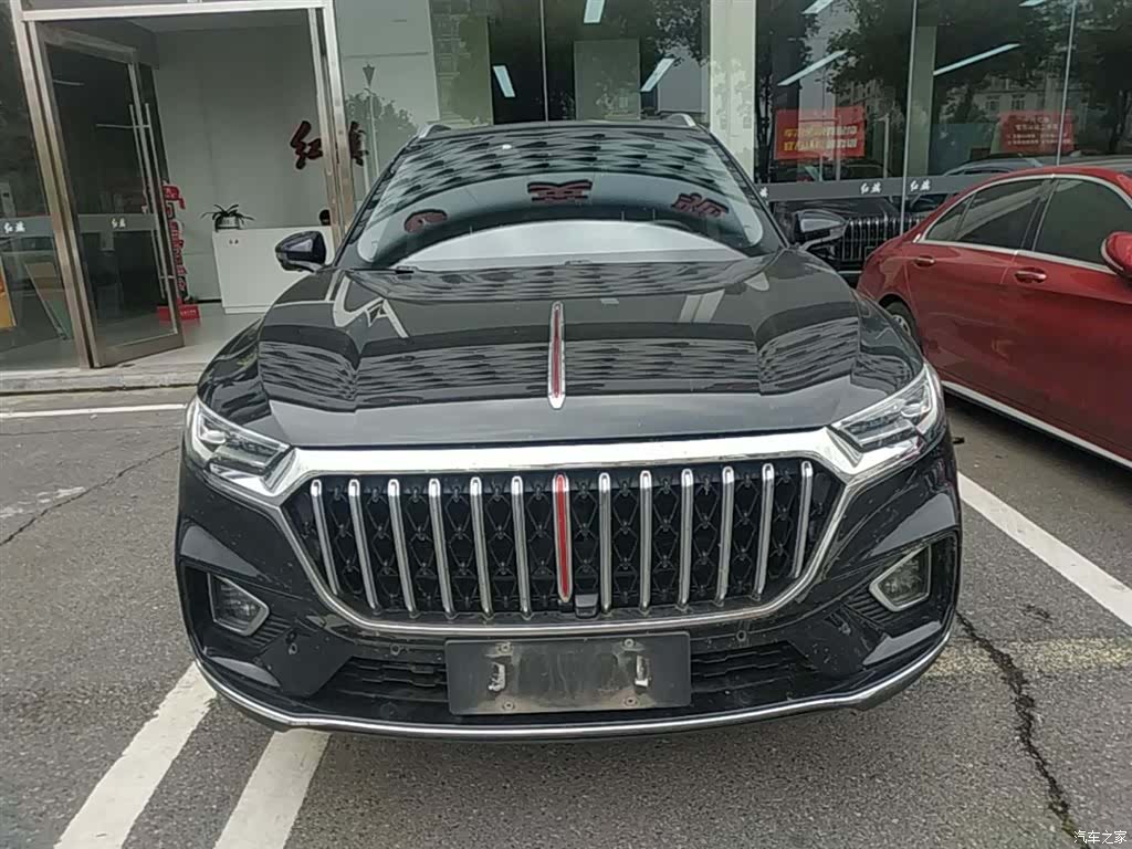 Hongqi HS5, 2022 3
