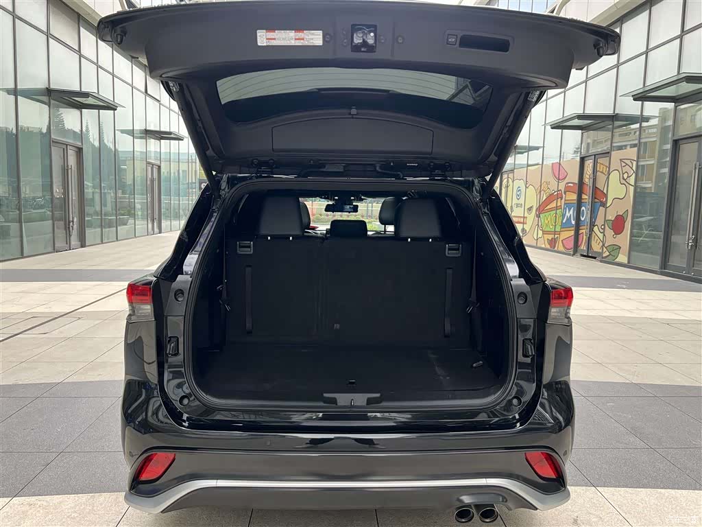 Toyota Crown, 2022 25