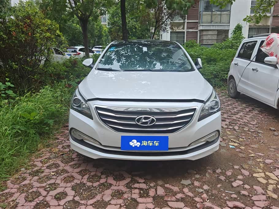 Hyundai Name picture