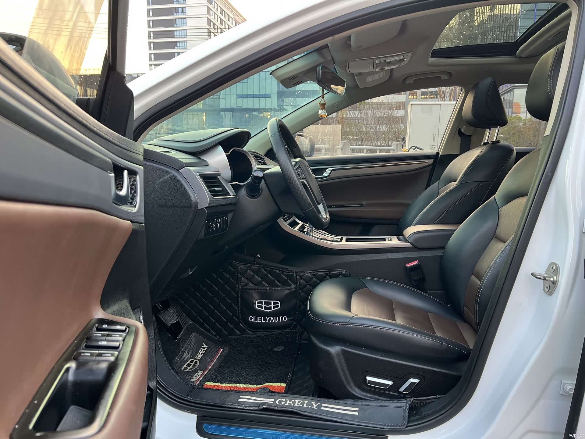 Geely Emgrand, 2019 7