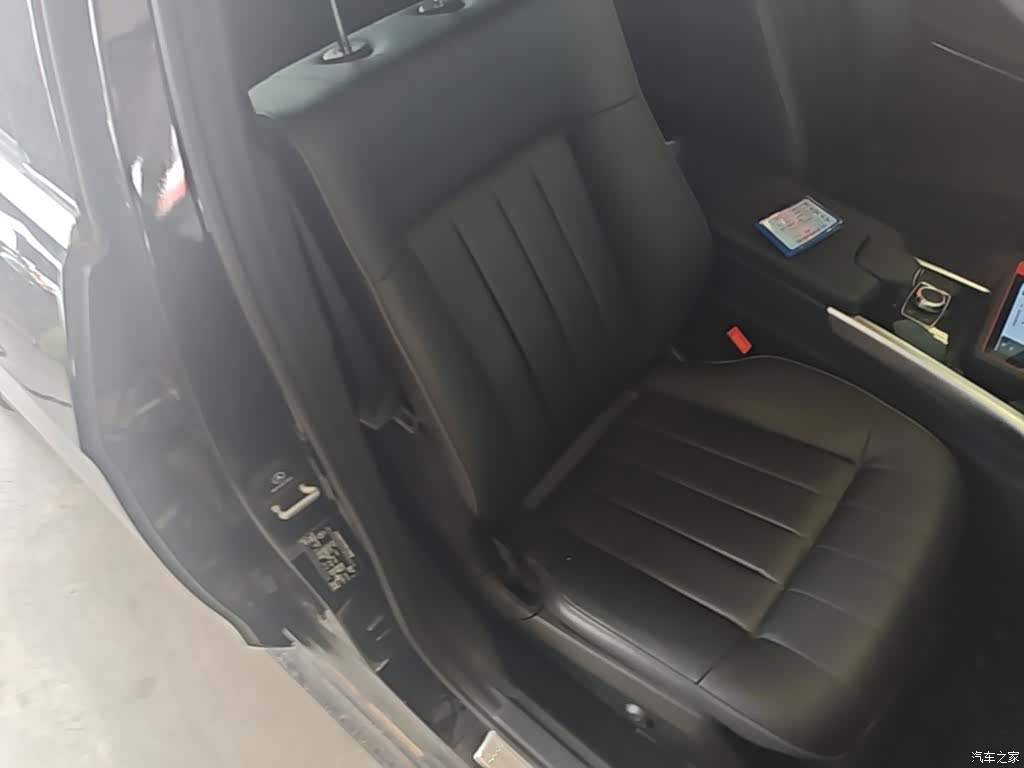 Mercedes-Benz E-Class, 2017 25