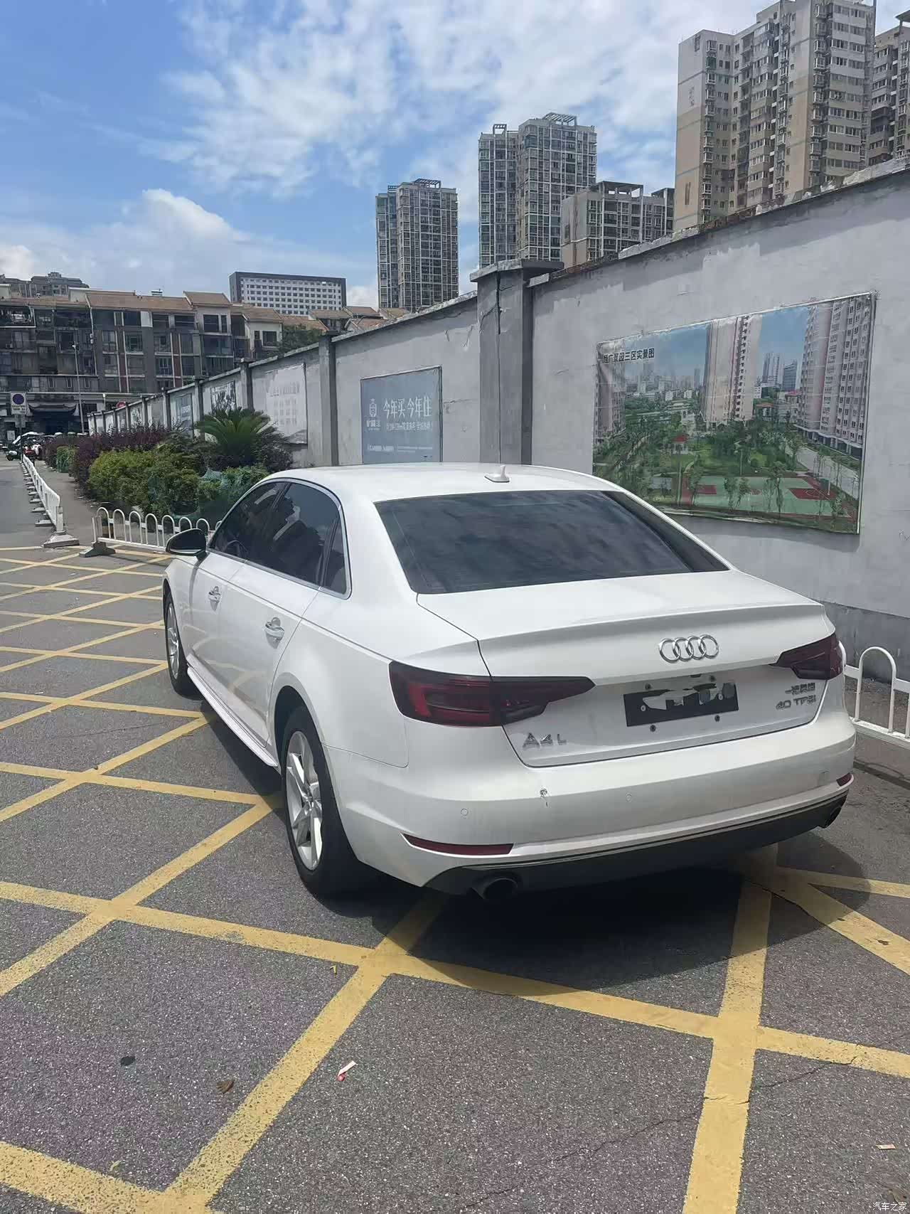 Audi A4L, 2018 9