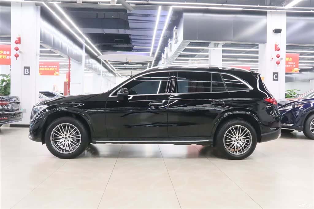 Mercedes-Benz GLC, 2023 3