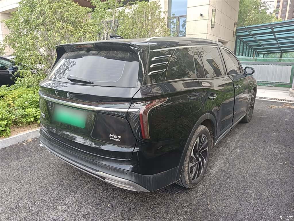Hongqi HS7, 2024 7