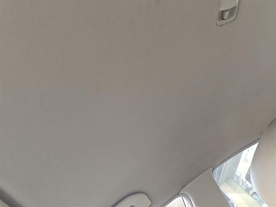 Nissan Xuan Yi