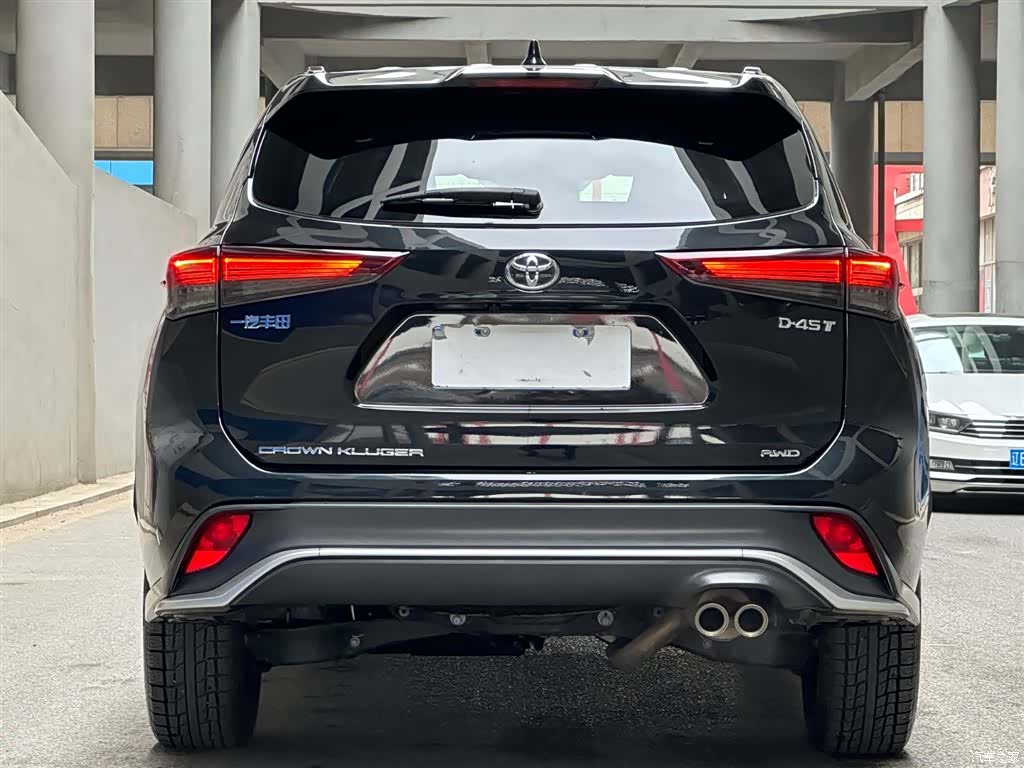 Toyota Crown, 2024 4
