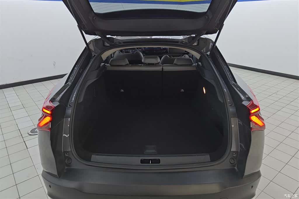 Citroen C5 X, 2022 4