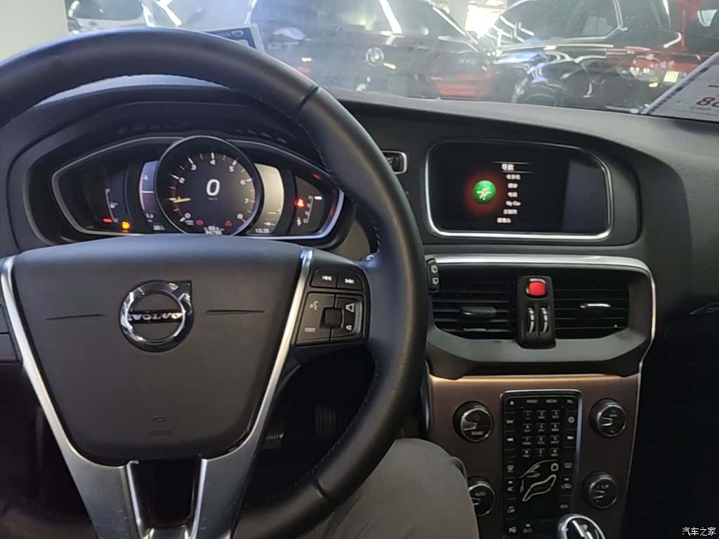 Volvo V40, 2018 10