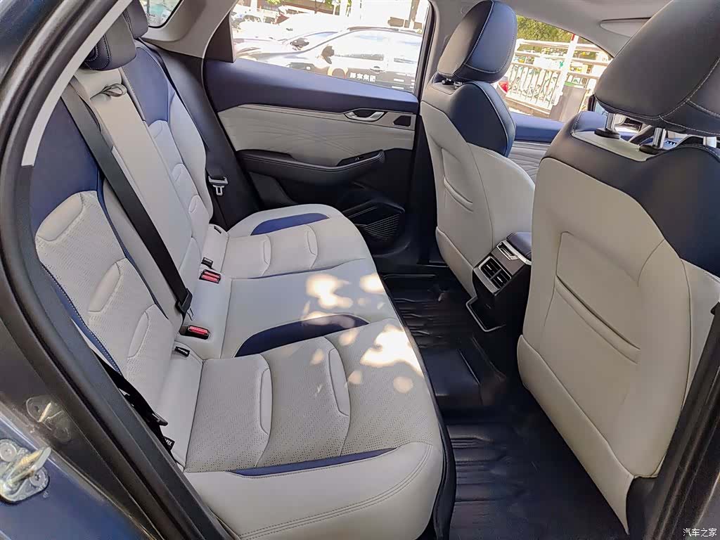 Geely Preface, 2021 11